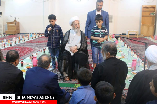 میزبانی آیت الله سبحانی از مددجویان بهزیستی + تصاویر