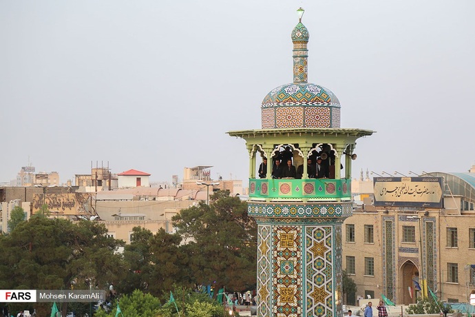 آئین تعویض پرچم حرم حضرت معصومه (سلام الله علیها) آئین تعویض پرچم حرم حضرت معصومه (سلام الله علیها)