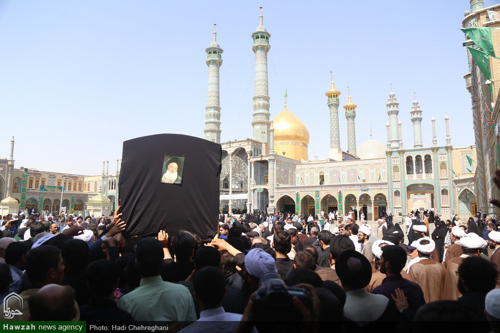 تصاویر/ تشییع پیکر آیت الله حسینی شاهرودی در قم تصاویر/ تشییع پیکر آیت الله حسینی شاهرودی در قم