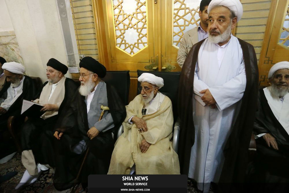 گزارش تصویری: مراسم ترحیم آیت الله سید علیرضا حائری در حرم حضرت معصومه (سلام الله علیها) گزارش تصویری: مراسم ترحیم آیت الله سید علیرضا حائری در حرم حضرت معصومه (سلام الله علیها)