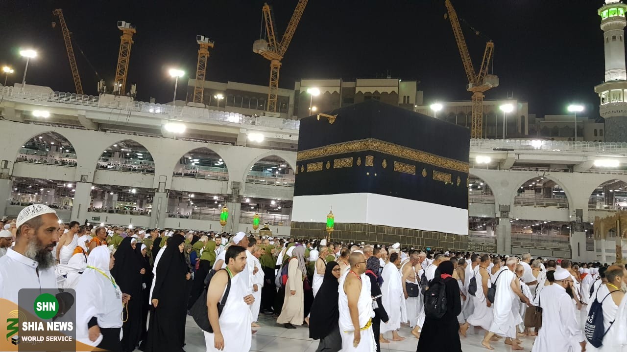 صحنه های طواف انسانهای عاشق در خانه خدا