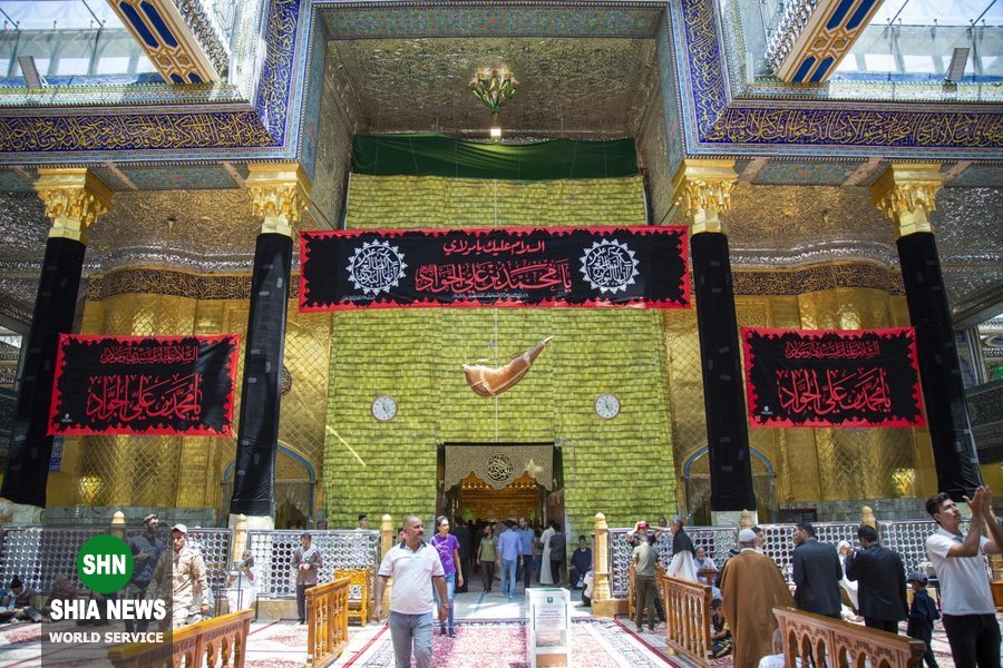 حرم حضرت عباس(ع) در عزای جواد الائمه (ع) سیاهپوش شد