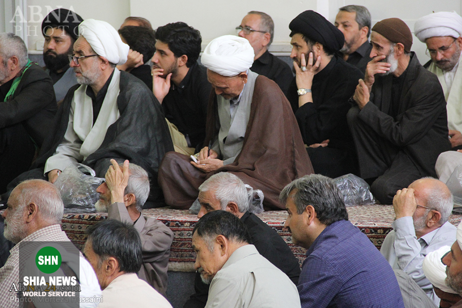 مراسم عزاداری شهادت حضرت جواد الائمه(ع) در دفتر آیت&zwnj;الله صافی گلپایگانی