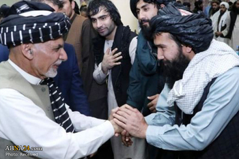 اشرف غنی ۳۵ زندانی خطرناک طالبان را آزاد کرد