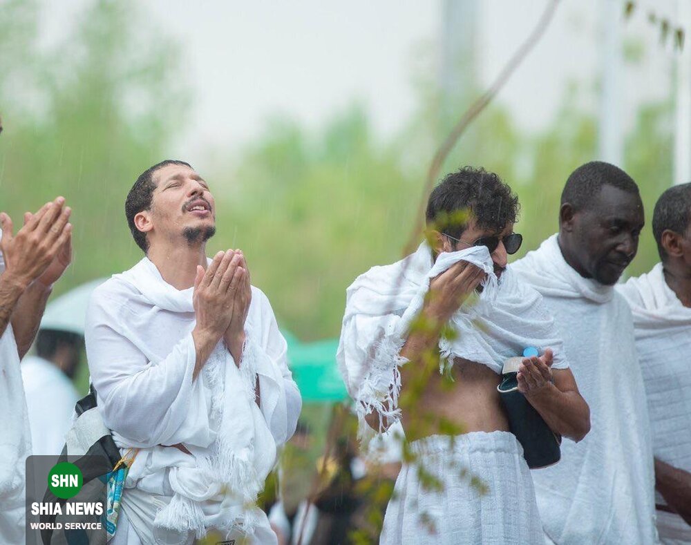 حال و هوای حاجیان در لحظه وداع با مکه مکرمه