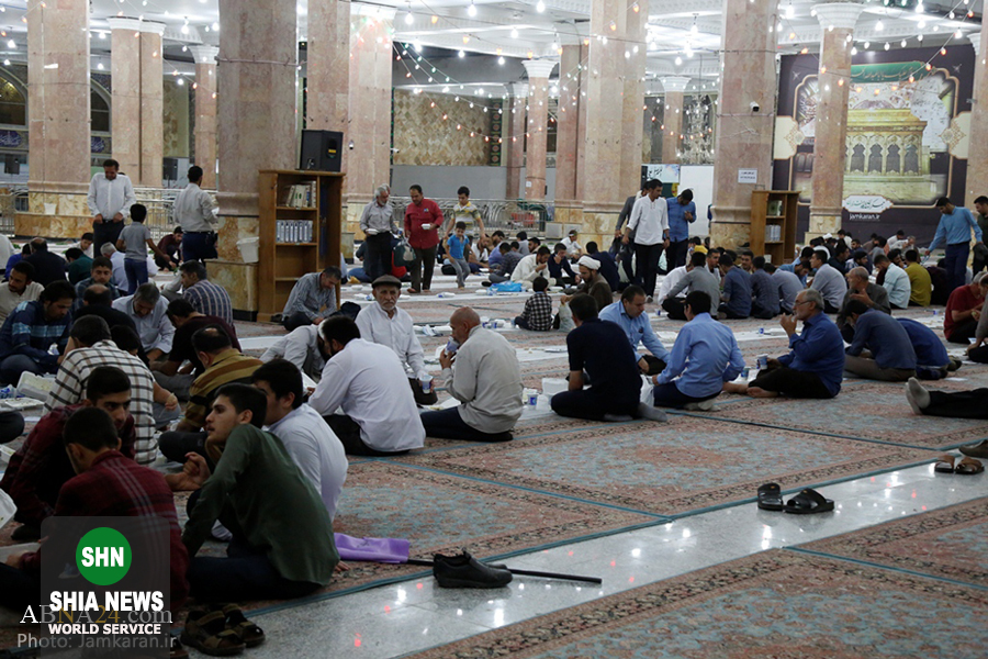 اطعام غدیر در مسجد مقدس جمکران
