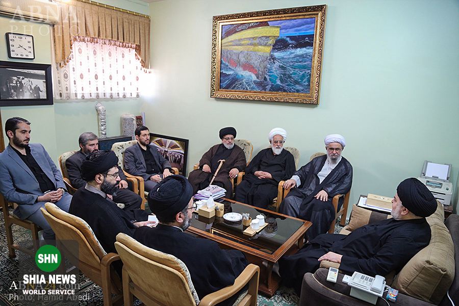 دیدار دبیرکل مجمع جهانی اهلبیت(ع) با نماینده آیتالله سیستانی در ایران دیدار دبیرکل مجمع جهانی اهلبیت(ع) با نماینده آیتالله سیستانی در ایران