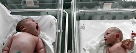 عجیب&zwnj;ترین کودکان دنیا+ تصاویر