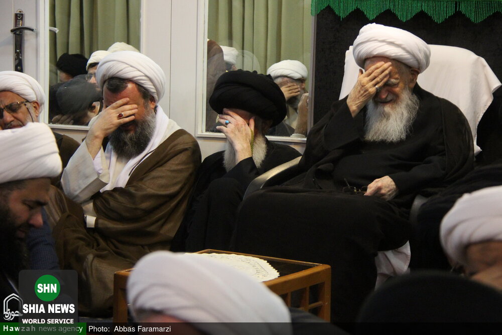 نشست جمعی از اساتید حوزه با حضور آیتالله صافی گلپایگانی نشست جمعی از اساتید حوزه با حضور آیتالله صافی گلپایگانی