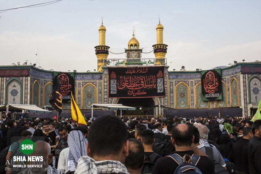 حضور گسترده زائرین اربعین حسینی در کربلای معلی حضور گسترده زائرین اربعین حسینی در کربلای معلی