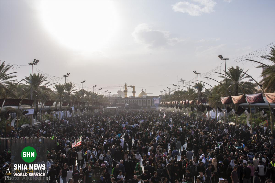 حضور گسترده زائرین اربعین حسینی در کربلای معلی حضور گسترده زائرین اربعین حسینی در کربلای معلی