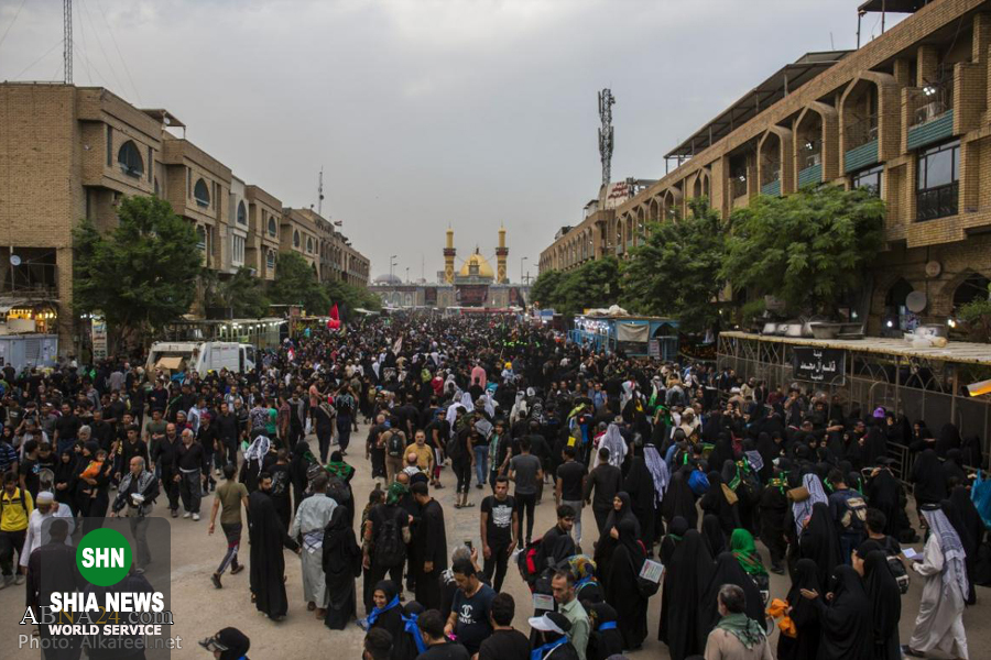 حضور گسترده زائرین اربعین حسینی در کربلای معلی حضور گسترده زائرین اربعین حسینی در کربلای معلی