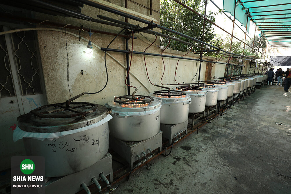 خدمت رسانی موکب های کربلا به زائران اربعین حسینی