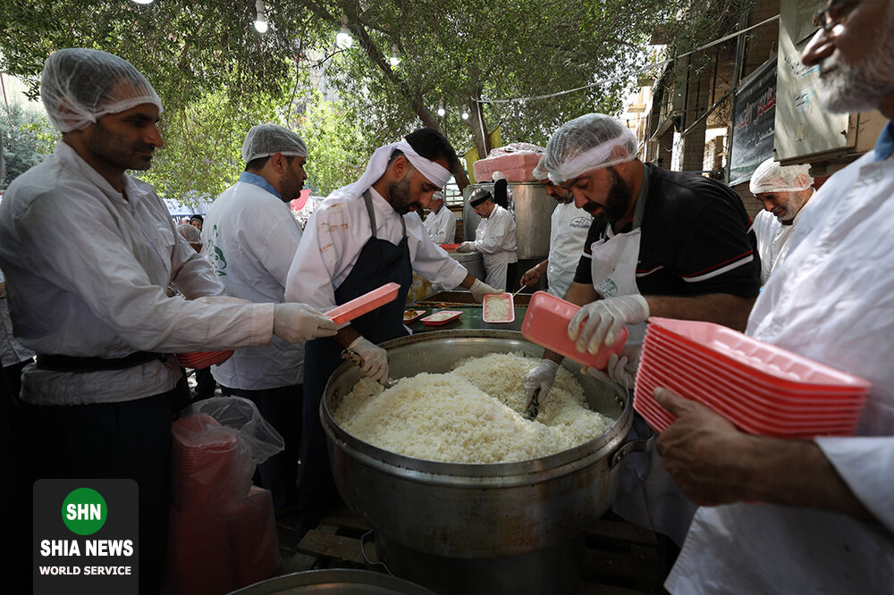 خدمت رسانی موکب های کربلا به زائران اربعین حسینی