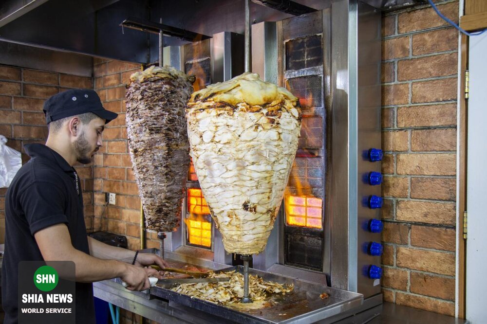 خدمت رسانی موکب های کربلا به زائران اربعین حسینی