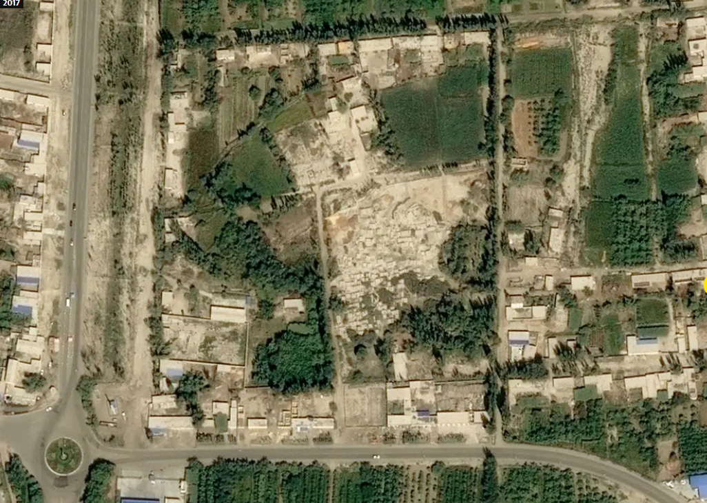 تصاویر ماهواره‌ای از چند گورستان مسلمانان اویغور قبل و پس از تخریب