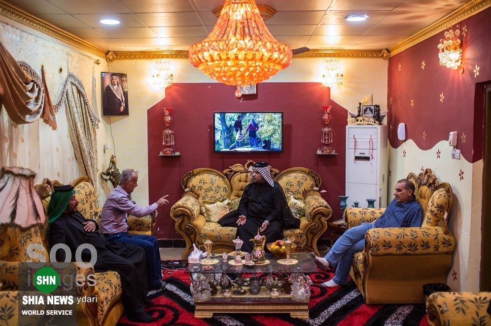 پذیرایی از زائران اربعین توسط پیرمرد مسیحی