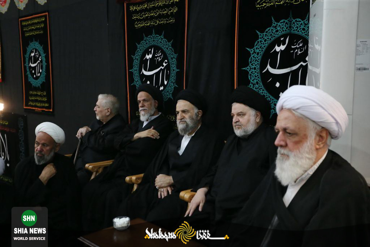 مراسم روضه در بیت حجتالاسلام و المسلمین شهرستانی مراسم روضه در بیت حجتالاسلام و المسلمین شهرستانی