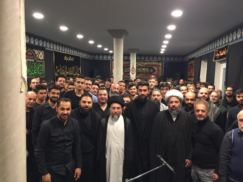 سفر تبلیغی استاد حوزه علمیه قم به اروپا در ماه محرم