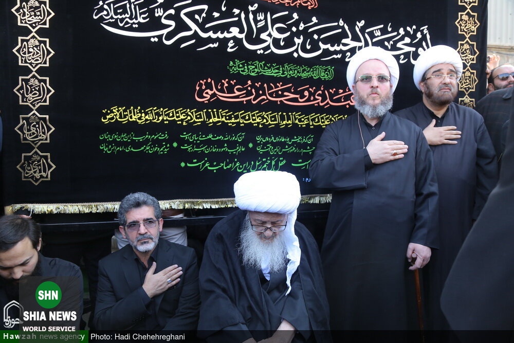 دسته عزاداری شهادت امام حسن عسکری(ع) با حضور آیت الله وحید خراسانی دسته عزاداری شهادت امام حسن عسکری(ع) با حضور آیت الله وحید خراسانی