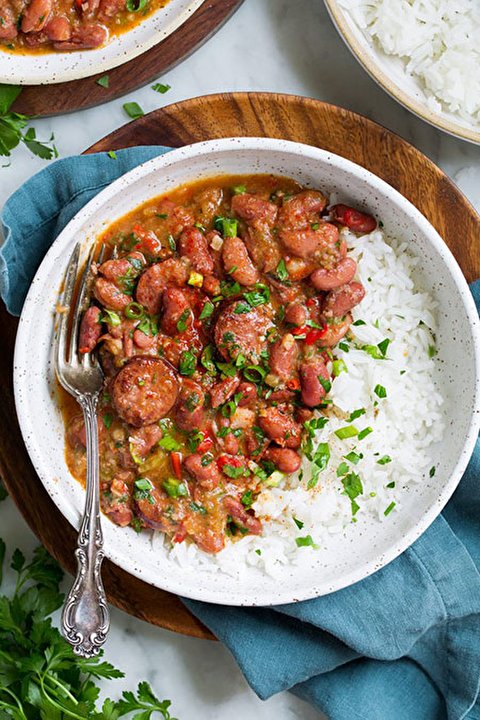 خوراک لوبیاقرمز با برنج؛ یک ناهار کامل و مغذی خوراک لوبیاقرمز با برنج؛ یک ناهار کامل و مغذی