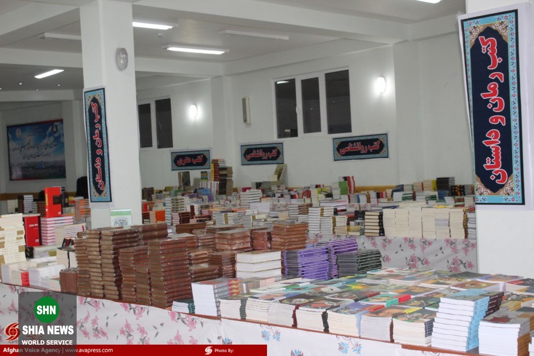 افتتاحیه اولین نمایشگاه کتاب ناشران ایرانی در دانشگاه هرات افتتاحیه اولین نمایشگاه کتاب ناشران ایرانی در دانشگاه هرات