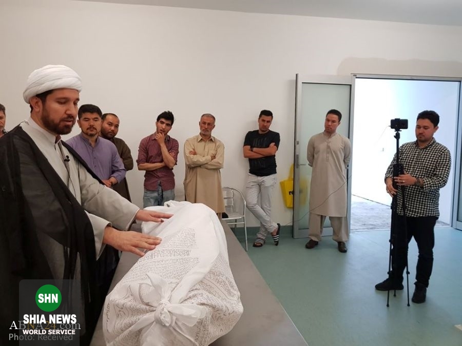 آموزش عملی احکام اسلامی در انجمن حسینی ویکتوریا در شهر ملبورن
