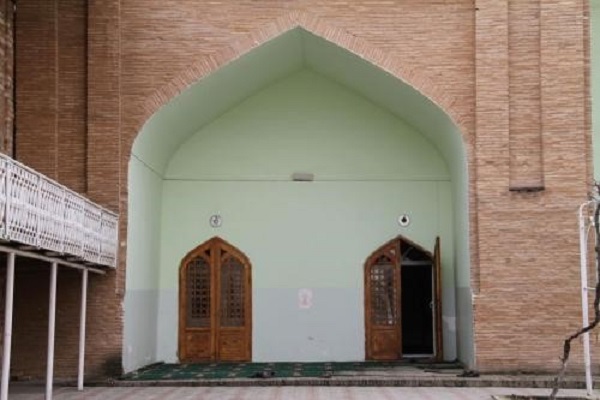 مسجدی در دامنه کوه در قرقیزستان مسجدی در دامنه کوه در قرقیزستان