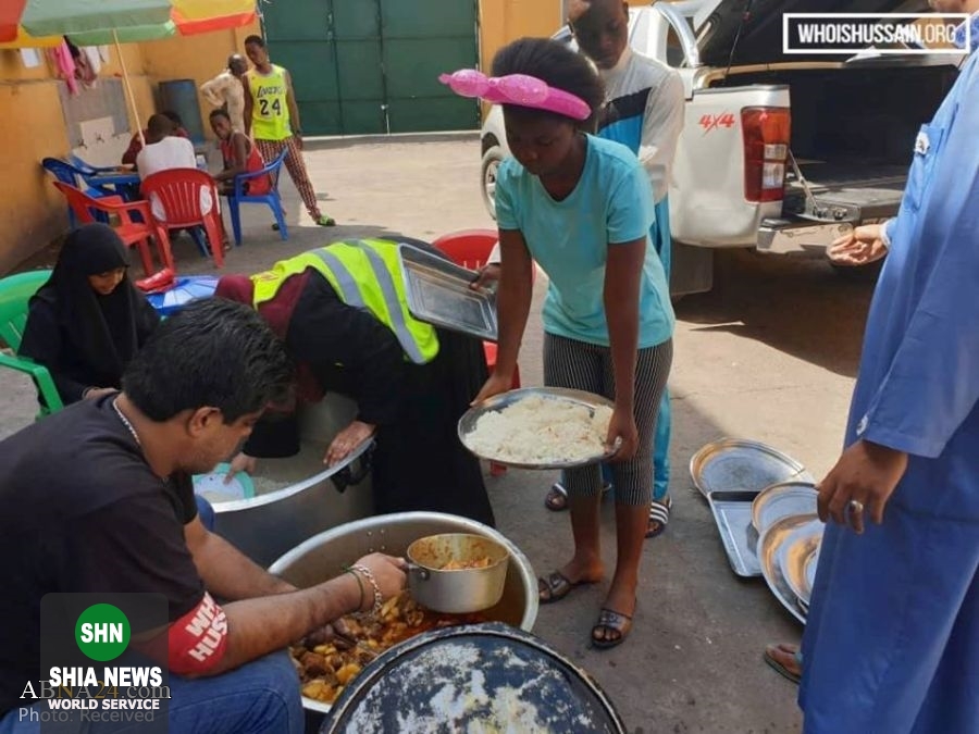 توزیع غذا بین یتیمان در کنگو از سوی اعضای حسین کیست؟