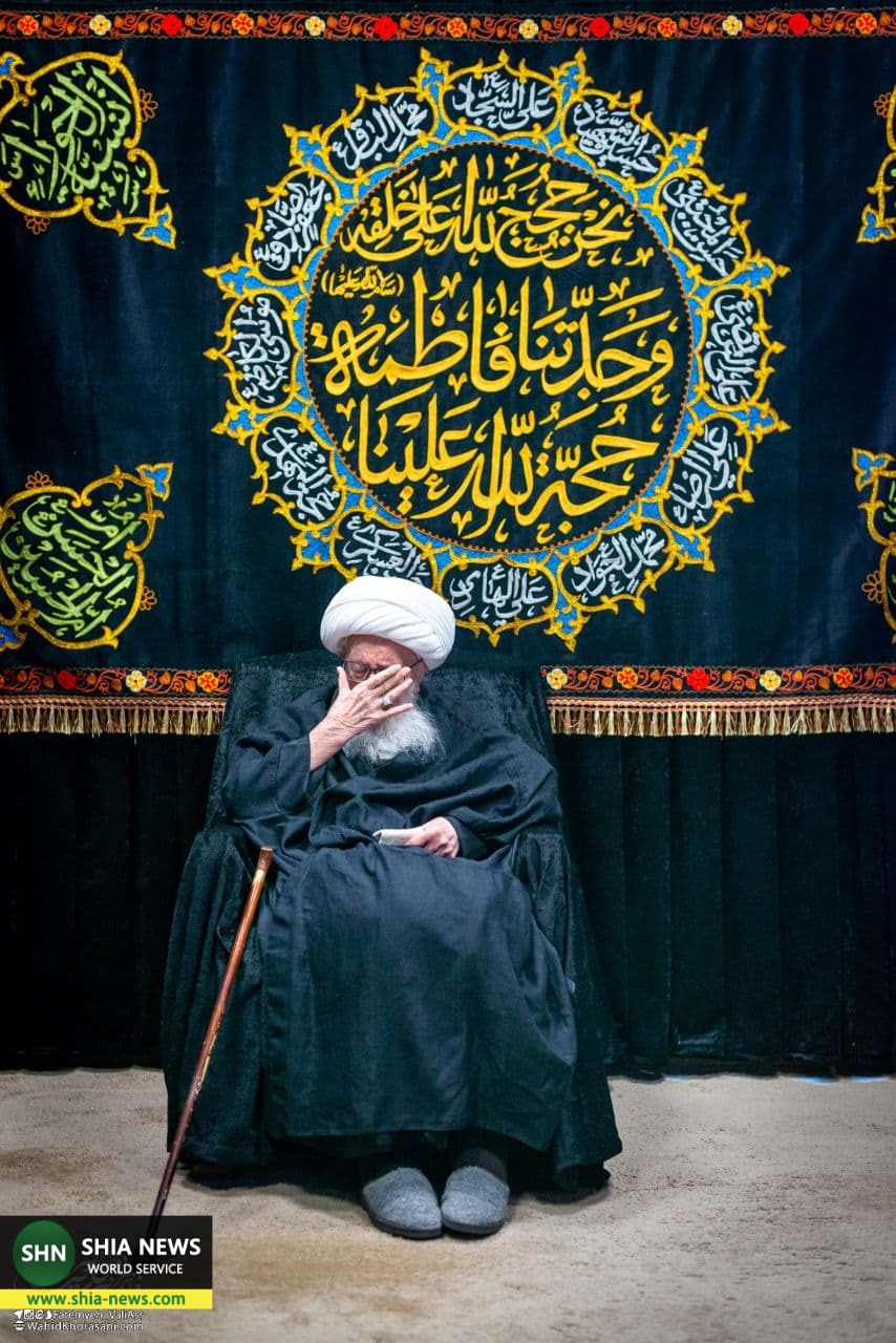 تصاویری از مجلس عزاداری شهادت حضرت زهرا(س) در دفتر آیت الله وحید خراسانی تصاویری از مجلس عزاداری شهادت حضرت زهرا(س) در دفتر آیت الله وحید خراسانی