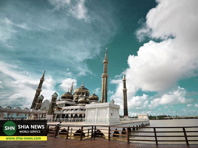 مسجد کریستال جاذبه گردشگری مذهبی مالزی