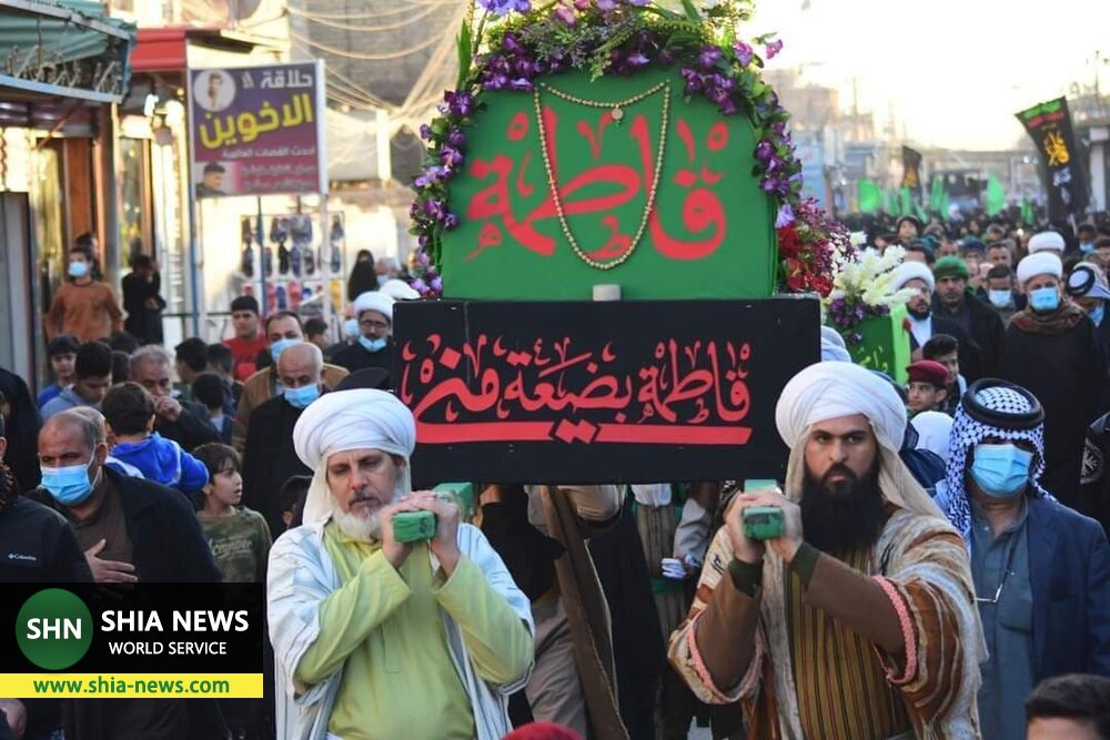 عزاداری شیعیان عراق در عزای شهادت حضرت زهرا(سلام الله علیها) عزاداری شیعیان عراق در عزای شهادت حضرت زهرا(سلام الله علیها)