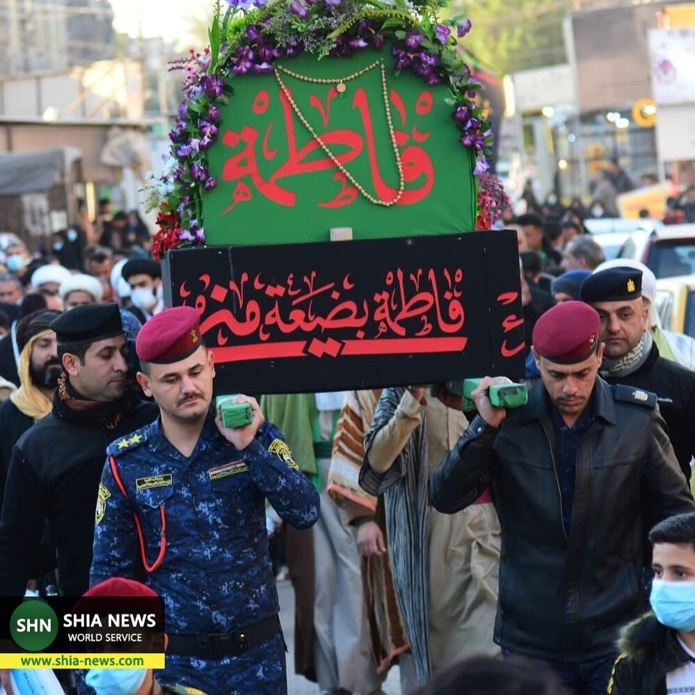 عزاداری شیعیان عراق در عزای شهادت حضرت زهرا(سلام الله علیها) عزاداری شیعیان عراق در عزای شهادت حضرت زهرا(سلام الله علیها)