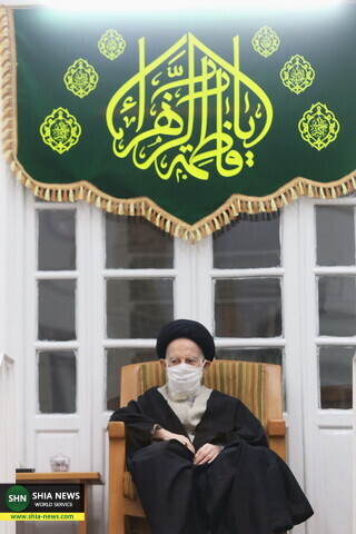 تصاویر عمامه گذاری طلاب توسط آیت الله شبیری زنجانی تصاویر عمامه گذاری طلاب توسط آیت الله شبیری زنجانی