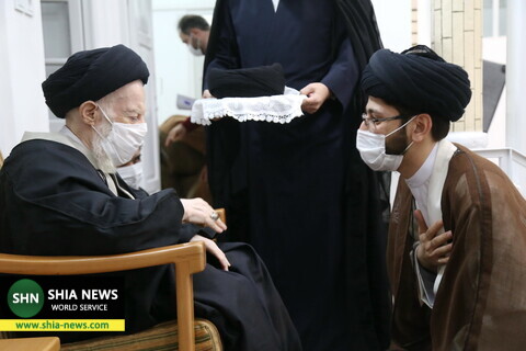 تصاویر عمامه گذاری طلاب توسط آیت الله شبیری زنجانی تصاویر عمامه گذاری طلاب توسط آیت الله شبیری زنجانی