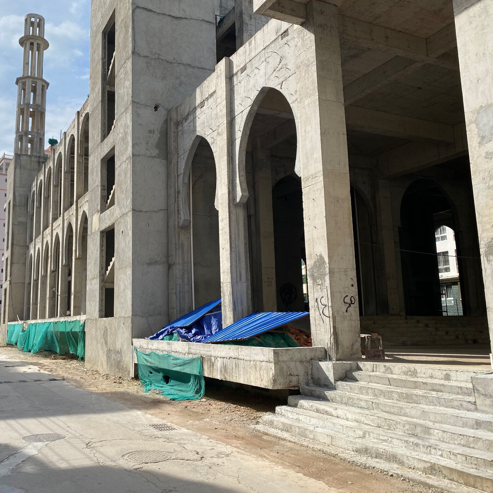 گسترش سرکوب مسلمانان در چین/ از ممنوعیت حجاب برای دانش آموزان تا حذف اذان گسترش سرکوب مسلمانان در چین/ از ممنوعیت حجاب برای دانش آموزان تا حذف اذان