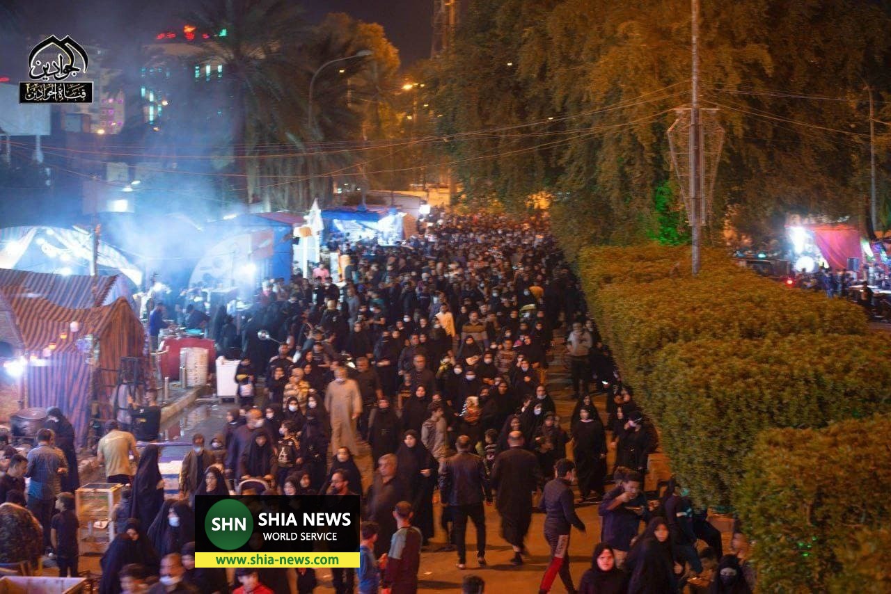 گزارش تصویری: حضورگسترده زائران درحرم امام موسی کاظم (ع) در شب شهادت