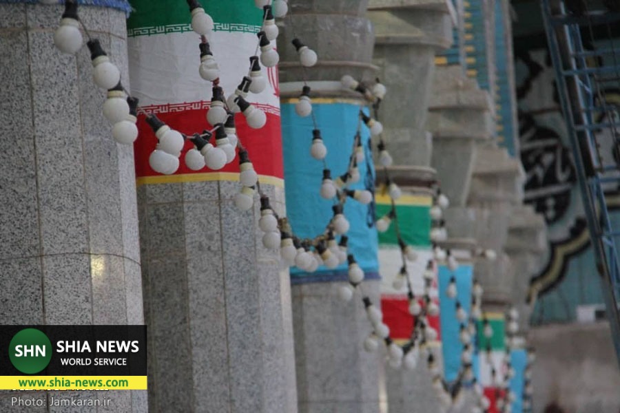 عکس خبری/ آغاز چراغانی مسجد مقدس جمکران در آستانه ماه شعبان