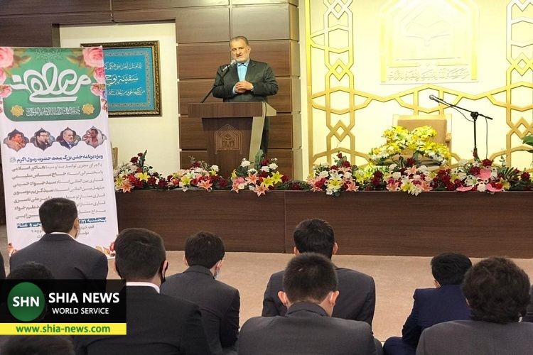 محفل انس با قرآن با حضور قاریان بین&zwnj;المللی و نوجوان برگزار شد