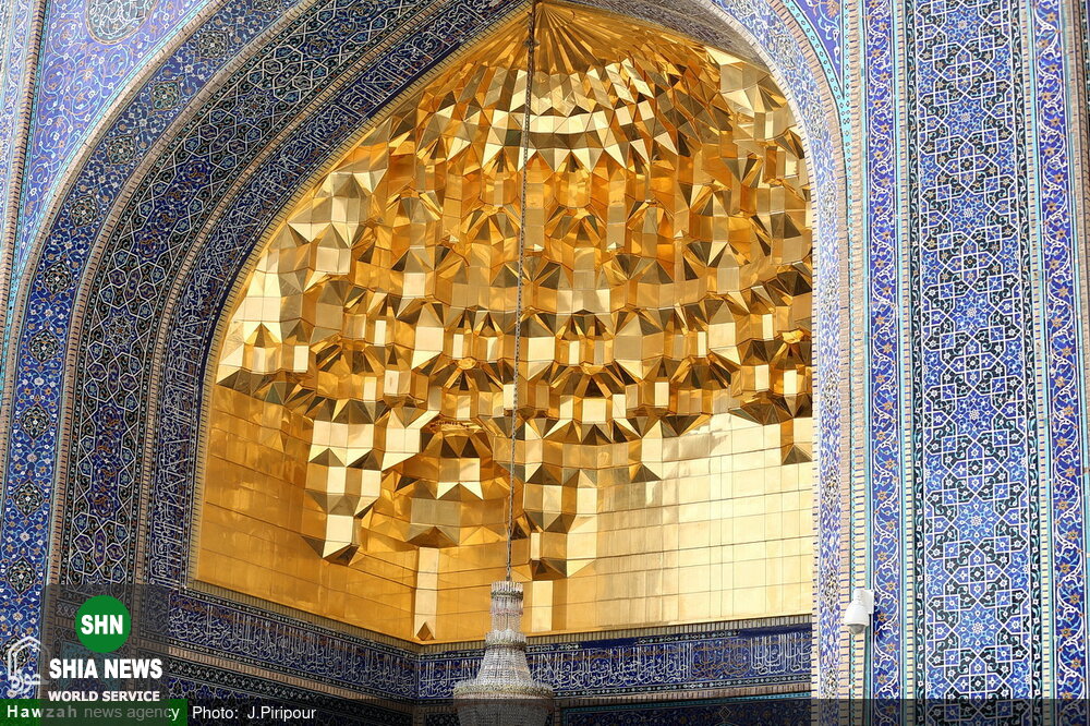تصاویری از آینه&zwnj;کاری و کاشی&zwnj;کاری حرم مطهر حضرت فاطمه معصومه(س)