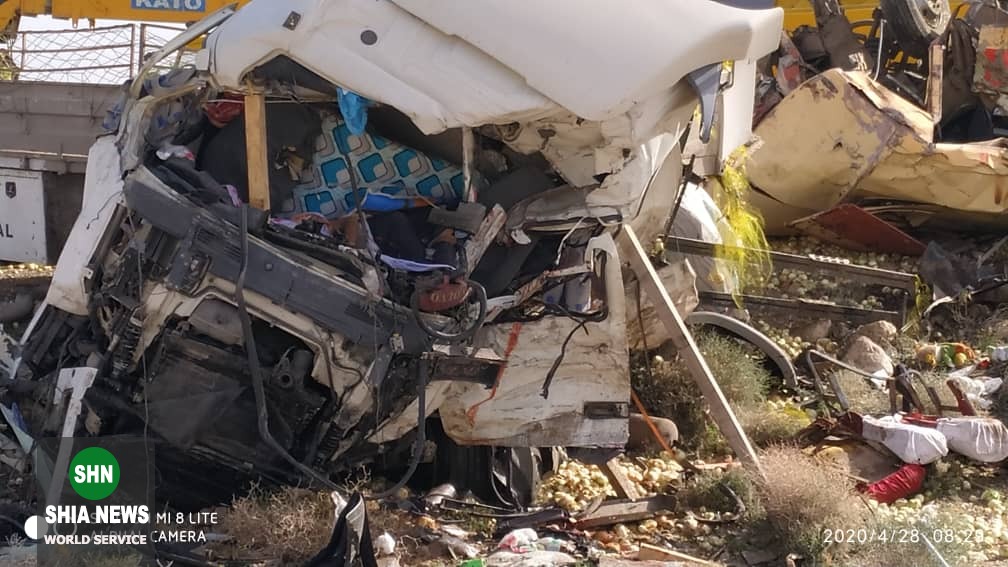 12 کشته و 8 مصدوم در تصادف تریلی با اتوبوس