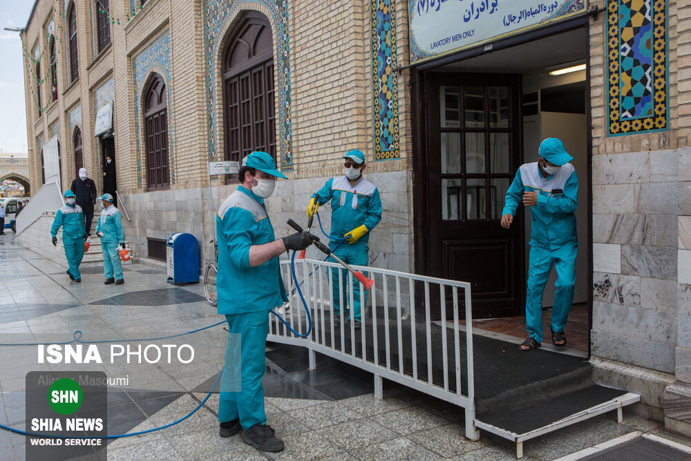 زیارت با رعایت پروتکل&zwnj;های بهداشتی در حرم مطهر رضوی