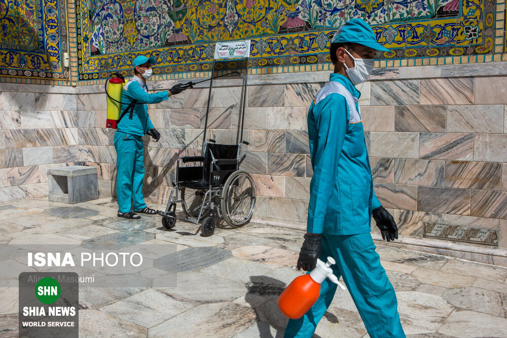 زیارت با رعایت پروتکل&zwnj;های بهداشتی در حرم مطهر رضوی