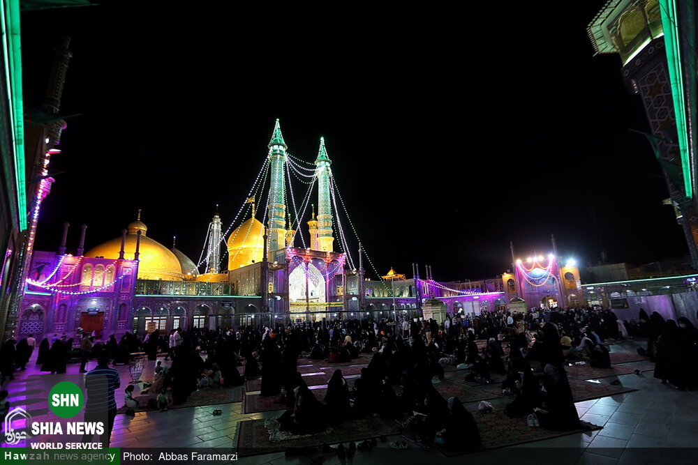 حال و هوای حرم حضرت فاطمه معصومه(س) در شب عید غدیر