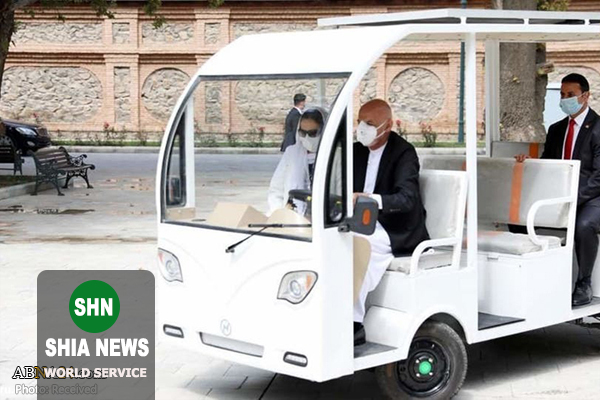 رانندگی اشرف غنی با خودرو ساخت افغانستان