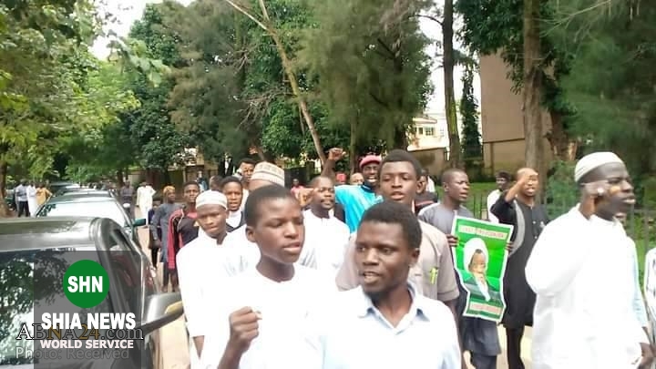 تظاهرات علیه توهین به پیامبر(ص) و حبس شیخ زاکزاکی در نیجریه