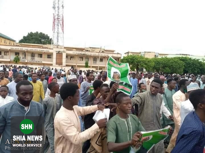 تظاهرات علیه توهین به پیامبر(ص) و حبس شیخ زاکزاکی در نیجریه