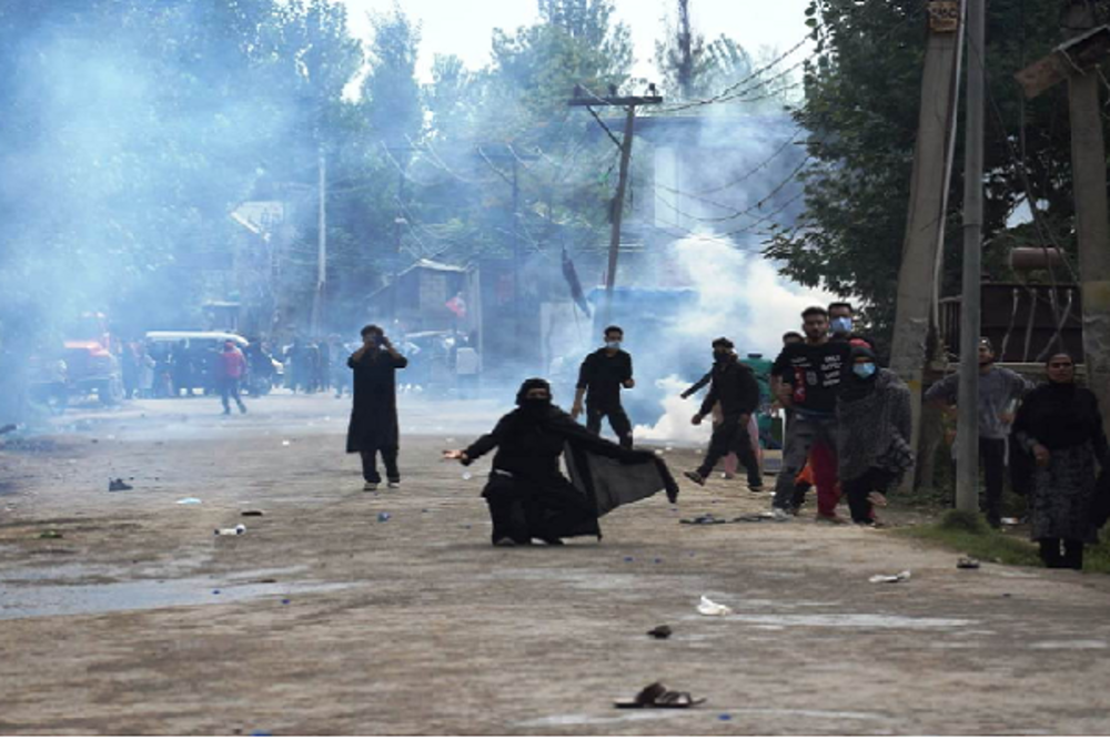 حمله پلیس هند به عزاداران حسینی در کشمیر 