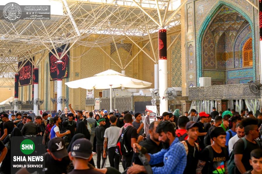 حضور زائران اربعین حسینی در حرم مطهر امام علی(ع) حضور زائران اربعین حسینی در حرم مطهر امام علی(ع)