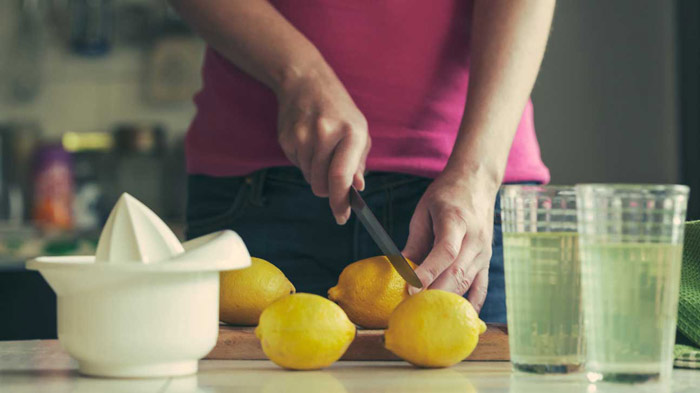 رژیم غذایی لیمویی؛آیا این رژیم برای لاغری موثر و بدون خبر است؟